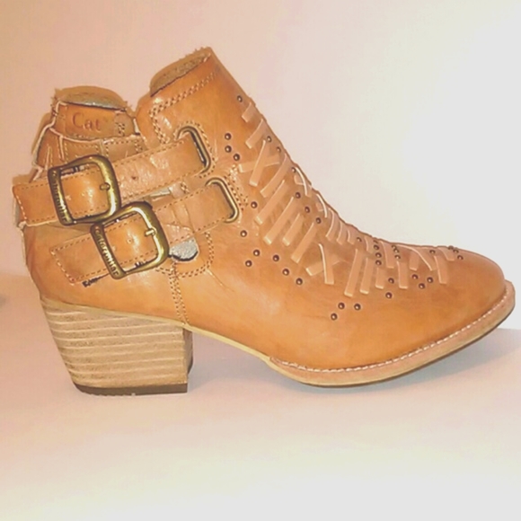 CAT Caterpillar Cheyenne ankle booties size 6 - Picture 5 of 8